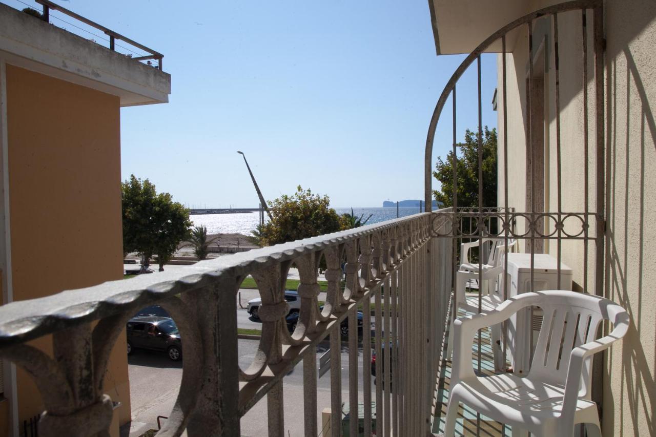 Hotel Il Gabbiano Alghero Exterior photo
