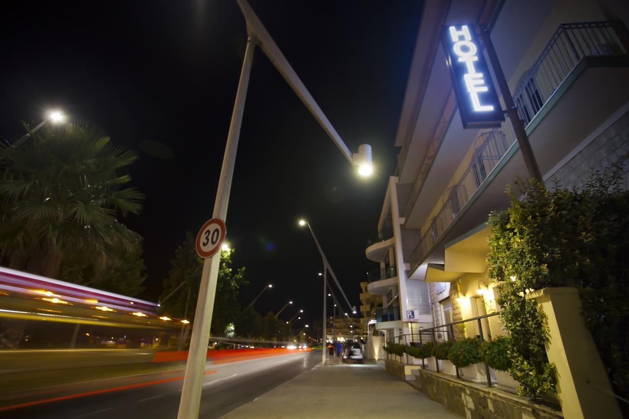 Hotel Il Gabbiano Alghero Exterior photo